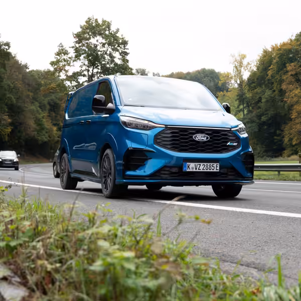 Ford E-Transit Custom